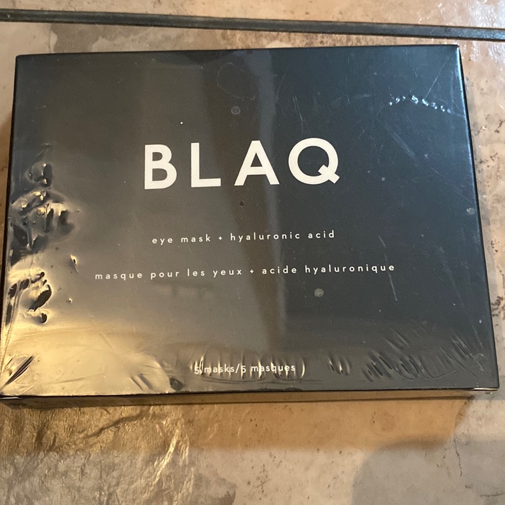 Unopened Blaq masks